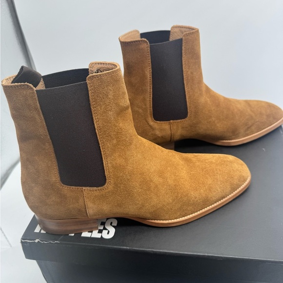 The Kooples Men\'s Tan Suede Chelsea Boots